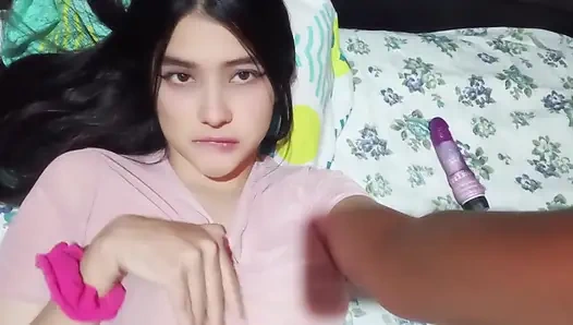 Eve döndükten sonra azgın bir kızla seks