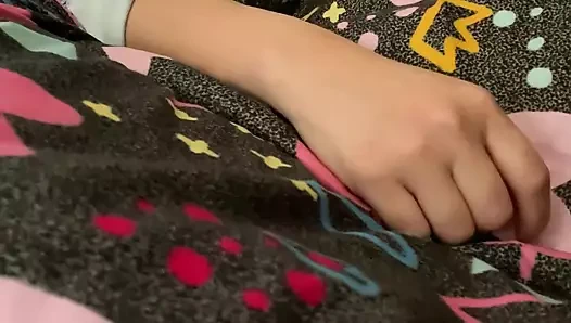 Yatakta dinleniyoruz