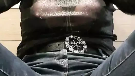 Julie var bir orgazm içinde pantolon ile kedi dışarı ve vakum