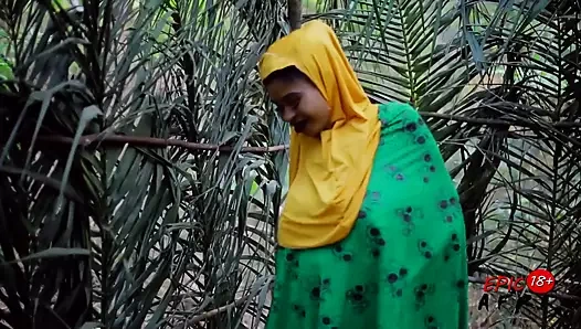 Tesettürlü zenci sürtük tek başına mastürbasyon yapıyor