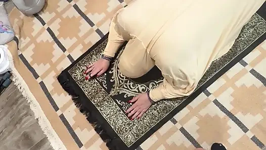 Muslimah'ın oral seksi