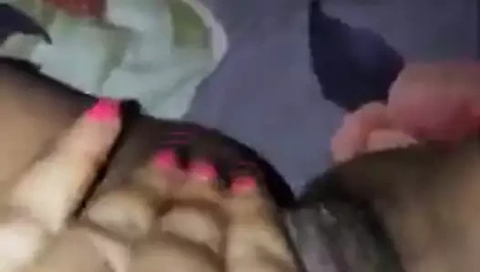 benim gf parmak KEDİ