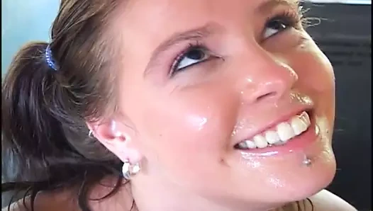 Amerikalı genç kızın maceraları - cilt 04