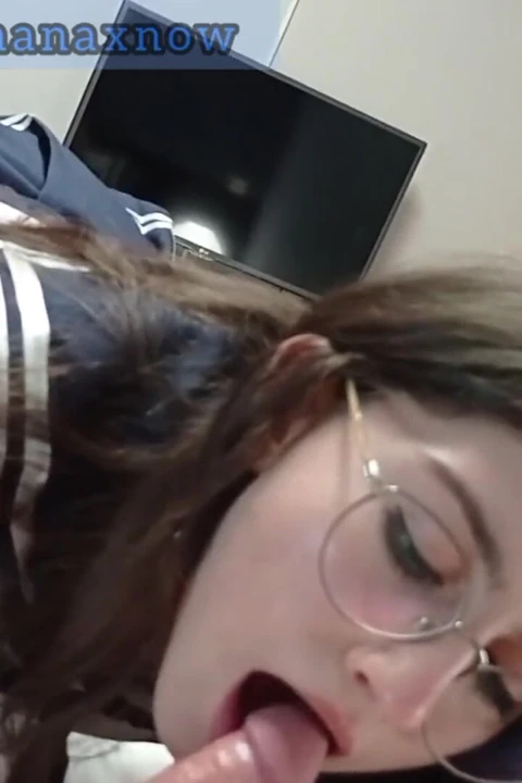 Premium cosplay masum genç mükemmel oral seks sikiş yüze boşalma. Shanaxnow