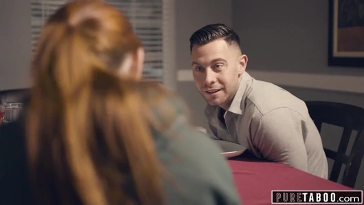 Saf tabu üvey anne-baba ve üvey kardeş hoşgeldin yeni kız kardeş