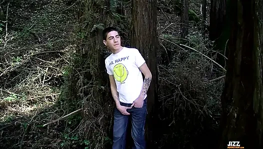 Ormanda döl paylaşıyor