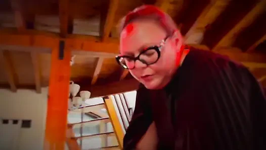 Dominatrix sahibe April: bir köle hatası