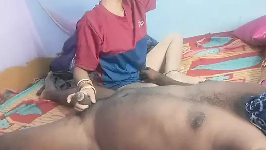 Karım ilk kez yüzünü sikiyor - Hintli ateşli çiftler