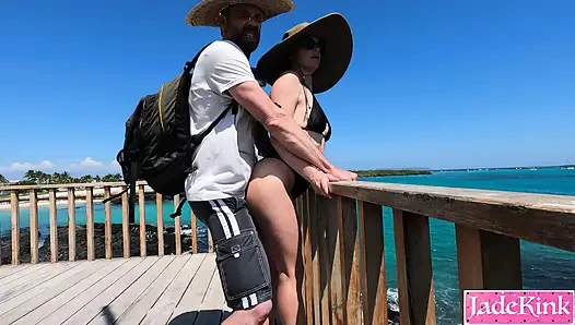 Jade Kink Lookout Fucking Near Public Beach