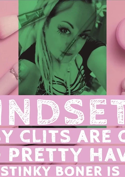 Mindset2 kadın kılıklı klitoris sevimli ve güzel büyük kokan ereksiyon aptal