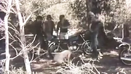 Küçük yetim tozlu