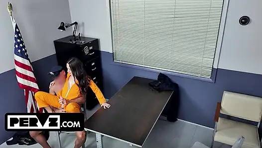 Caught Shoplifting Again! Freya Von Doom Faces the Perv Officer's Punishment
