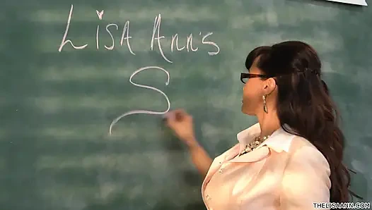 Lisa ann sınıfta yalnızken yaramazlık yapıyor