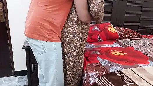 Kayınbiraderi evli baldızın evde yalnız olduğunu öğreniyor