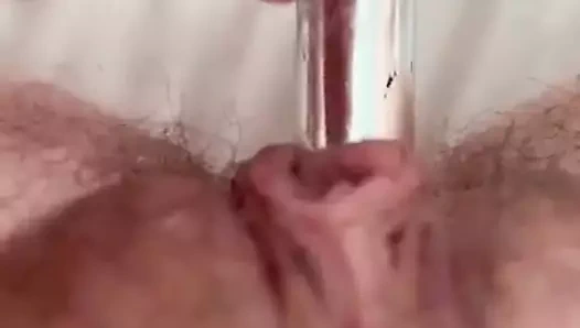 Bayan freeki kendisiyle oynuyor