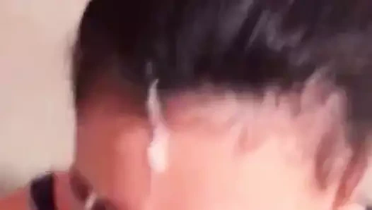 Kremsi cumshot için ona yüz