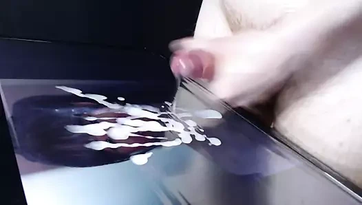 Xanthe huynh seslendirme sanatçısı boşalmak haraç komisyonu