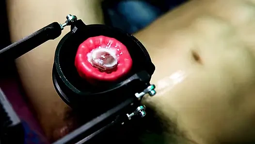 Büyük bir penis için makine