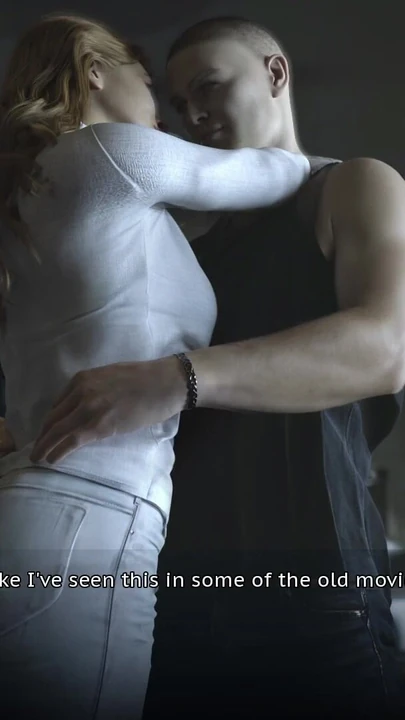 Эмоциональный момент из "Границы морали No4, Джастин спас Эмме жизнь, и она предложила ему шанс схватить ее"