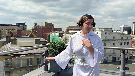 Lil Missy prenses Leia olarak: karanlığa teslim oluyor