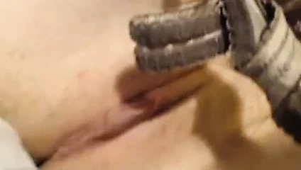 Büyük memeler ve kedi oyun tarafından gal