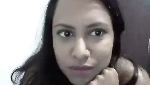 Seksi Hintli kız kamerada