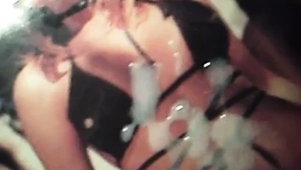 tiffany amber thiesen'e saygı duruşu