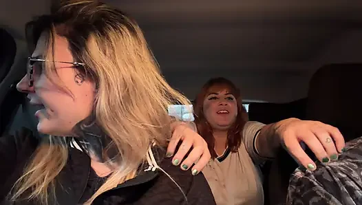 Karton leş yiyci bizi görünce azgındı