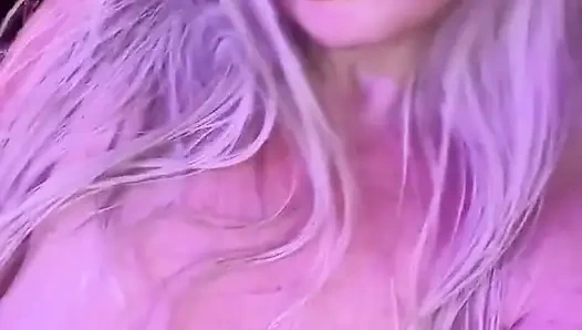 Kendinizi sevin ve ben de aynı şeyi yapıyorum