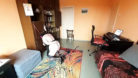 Толстая рабыня Vitgun обучается к приезду ее Господина, часть 1.Mp4