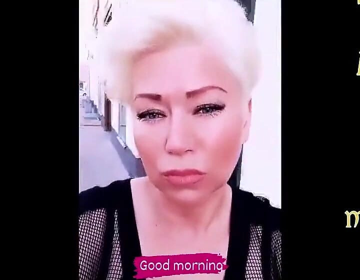 Aimee ve Peter tatlı olgun evli bir çift, kocası bir yazar, evli kadın bir web kamerası modeli - mükemmel birlik!