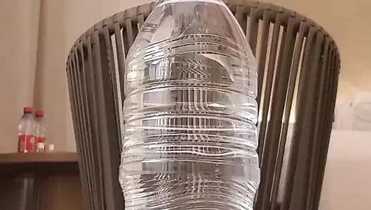 Çap şişe için 90 mm. 1 - 90 mm'ye kadar büyük 1.5L şişe ile ilk uygulama. 20220216 - seans 027