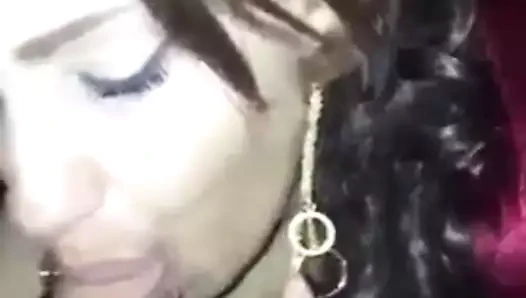 Arabic çük yalamak