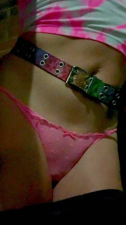 süper hızlı seksi uyluk ve güzel pembe külot korkak cd