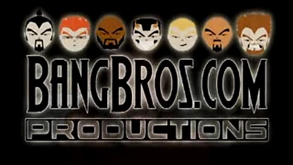 Kız kardeş boşalmaya yardım ediyor