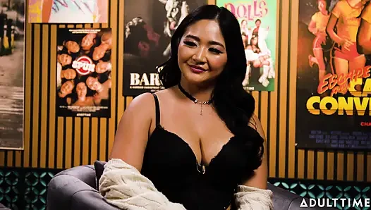 Jasmine Teaa: Asyalı grup seks partileri ve chun-li cosplay | Adult Time Podcast