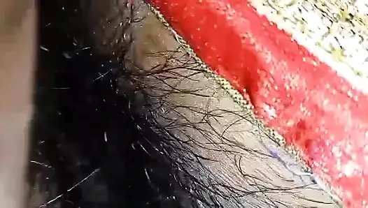 Komşunun karısını sikiyor