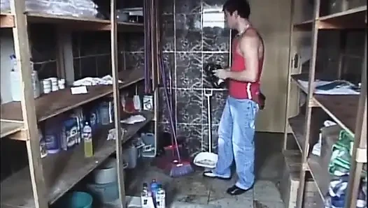 Siyah ve beyaz trans anal... yarağa boşalma