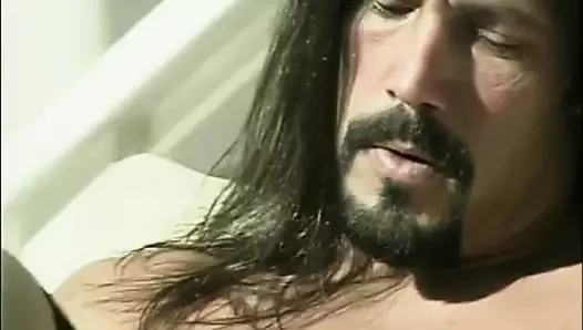 Seksi esmer genç ile küçük memeler Başlarken çivilenmiş tarafından bir dev sert horoz