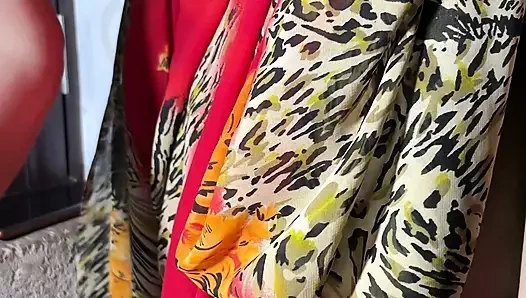 Yenge tam göğüslerini açarak yengenin tam gösterisini gösterdi