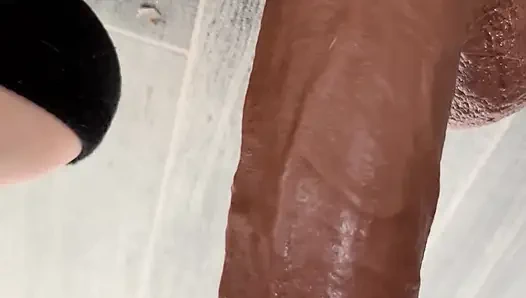 Orta yaşlı seksi kadın büyük zenci yarağıyla sikişiyor 14 inçlik dildo alamıyor