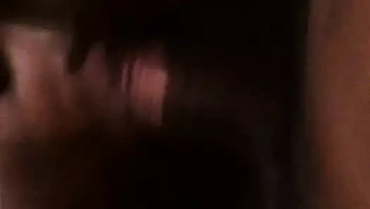 Benim ev kızı kandi emme ona adam çük