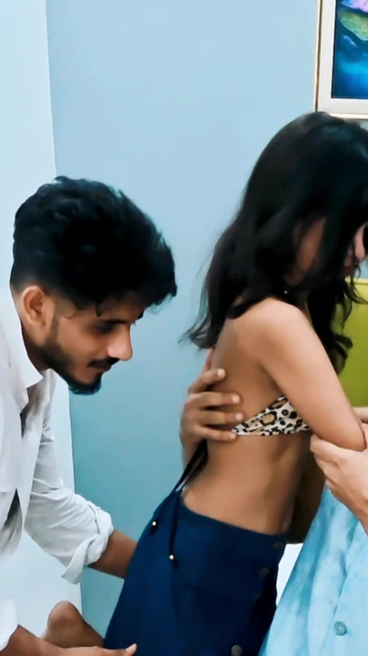 Hint genç desi kız erkek arkadaşıyla sevişirken keyif alıyor hintçe sesli video | Bölüm 1