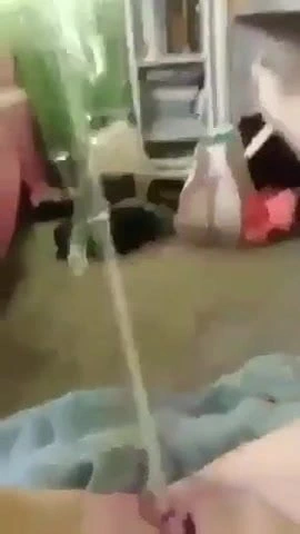 Uk öğrenci benim için squirts on whatsapp clip