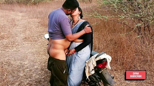 Hintli marathi kavita ormanda tatya ile sikişiyor