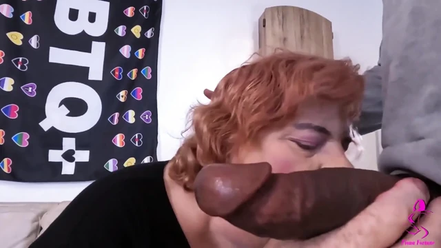 Büyük zenci yarağı götten sikiştikten sonra şişman cd kadın kılıklının her yerine boşalma patlaması