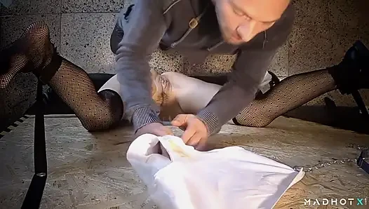 Güzel bir esmer için bolca döl