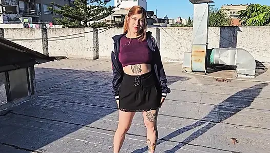 Ateşli hatun seks yapmak istedi, bu yüzden açık havada yaptık