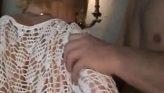 Kızıl Saçlı Ev Hanımı Yoğun Amcık Sikiyor Yakın Çekim