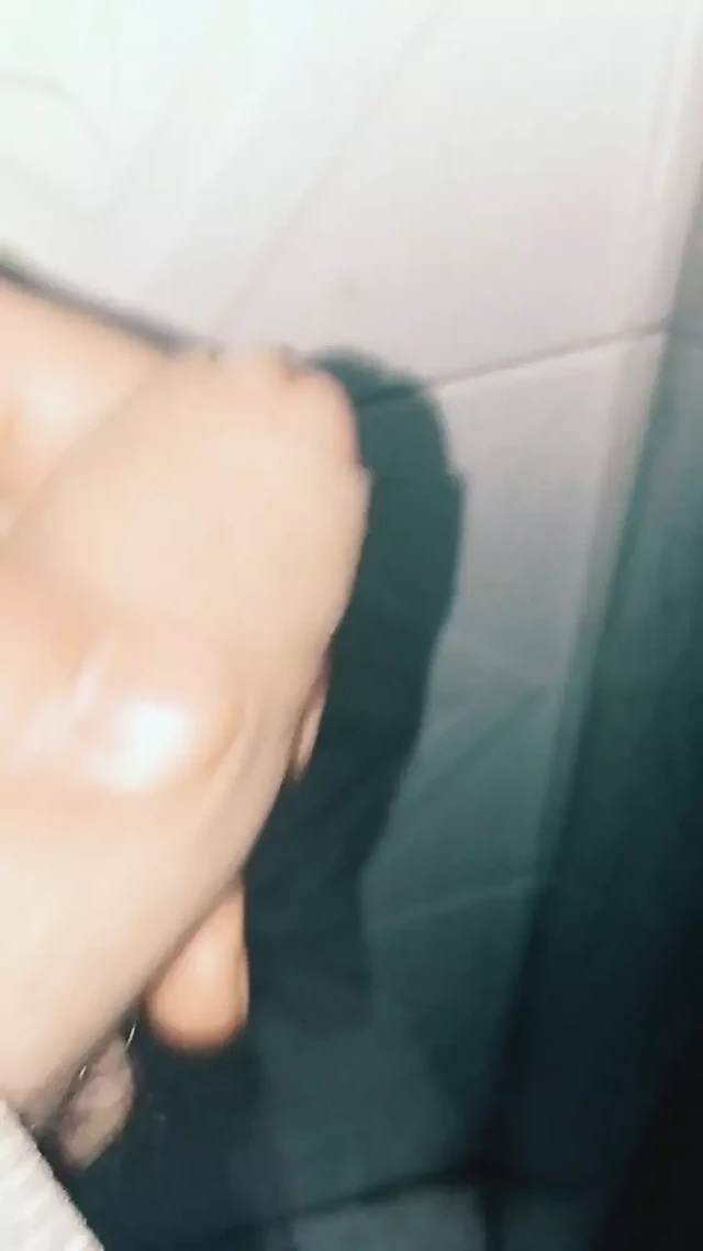 Yüksek kaliteli kolombiyalı anal porno, bir sürü anal seks ve bir sürü süt